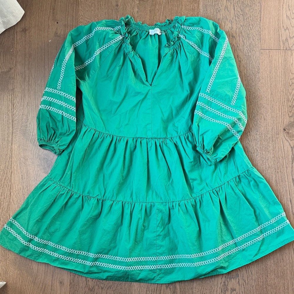 Green Spring Cotton Dress with White Accents
